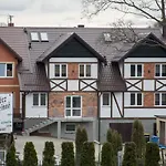 Checz Goscinna- Pokoje,sauna,jacuzzi, Sala Konferencyjna Grzybno
