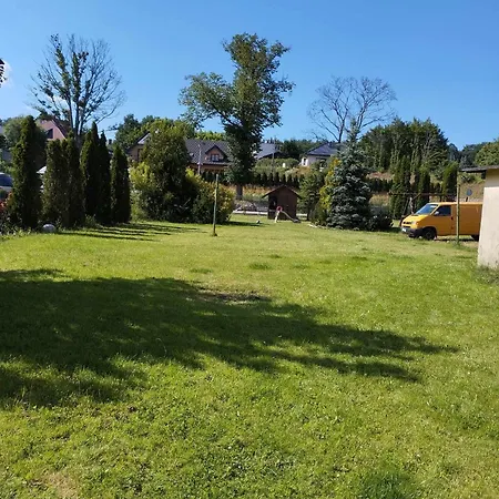 Checz Goscinna- Pokoje,sauna,jacuzzi, Sala Konferencyjna Grzybno