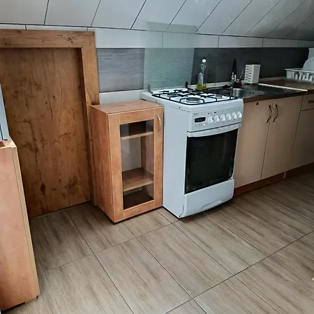 Checz Goscinna- Pokoje,sauna,jacuzzi, Sala Konferencyjna ホームステイ Grzybno