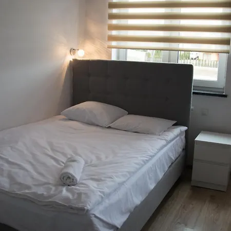 Checz Goscinna- Pokoje,sauna,jacuzzi, Sala Konferencyjna *