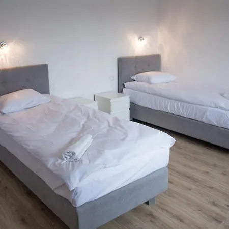 ホームステイ Checz Goscinna- Pokoje,sauna,jacuzzi, Sala Konferencyjna