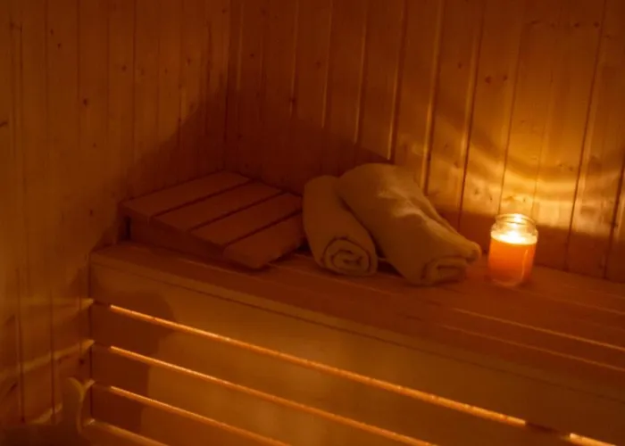 Checz Goscinna- Pokoje,sauna,jacuzzi, Sala Konferencyjna * Grzybno