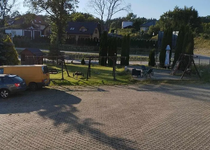 Checz Goscinna- Pokoje,sauna,jacuzzi, Sala Konferencyjna Alloggio in famiglia *