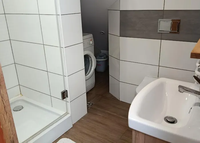 Checz Goscinna- Pokoje,sauna,jacuzzi, Sala Konferencyjna *