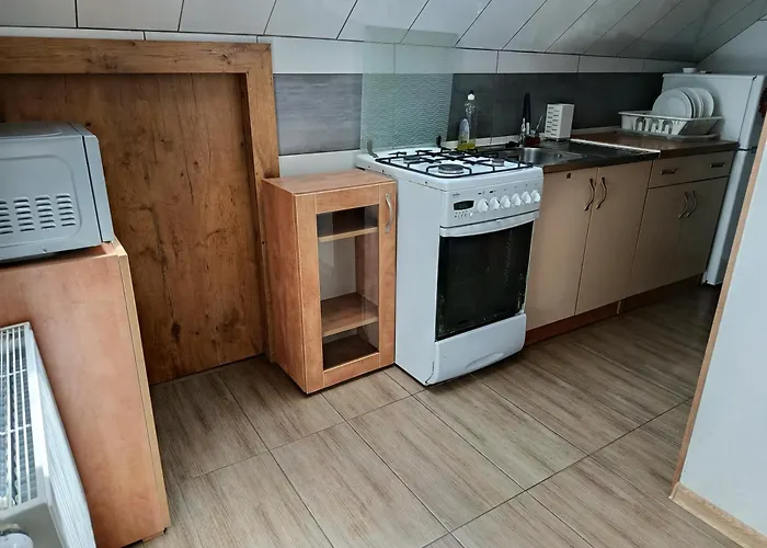 Checz Goscinna- Pokoje,sauna,jacuzzi, Sala Konferencyjna Alloggio in famiglia Grzybno