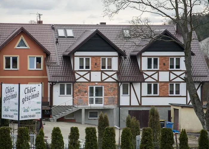 Checz Goscinna- Pokoje,sauna,jacuzzi, Sala Konferencyjna Grzybno