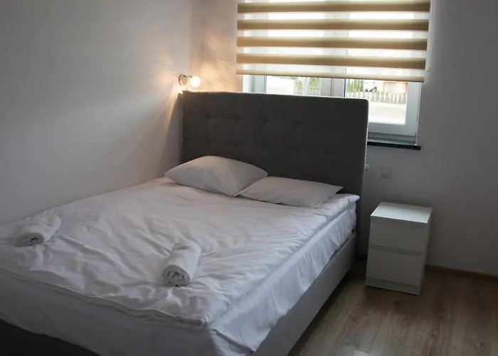 Checz Goscinna- Pokoje,sauna,jacuzzi, Sala Konferencyjna *