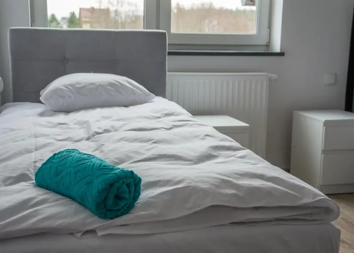 Checz Goscinna- Pokoje,sauna,jacuzzi, Sala Konferencyjna Alloggio in famiglia *